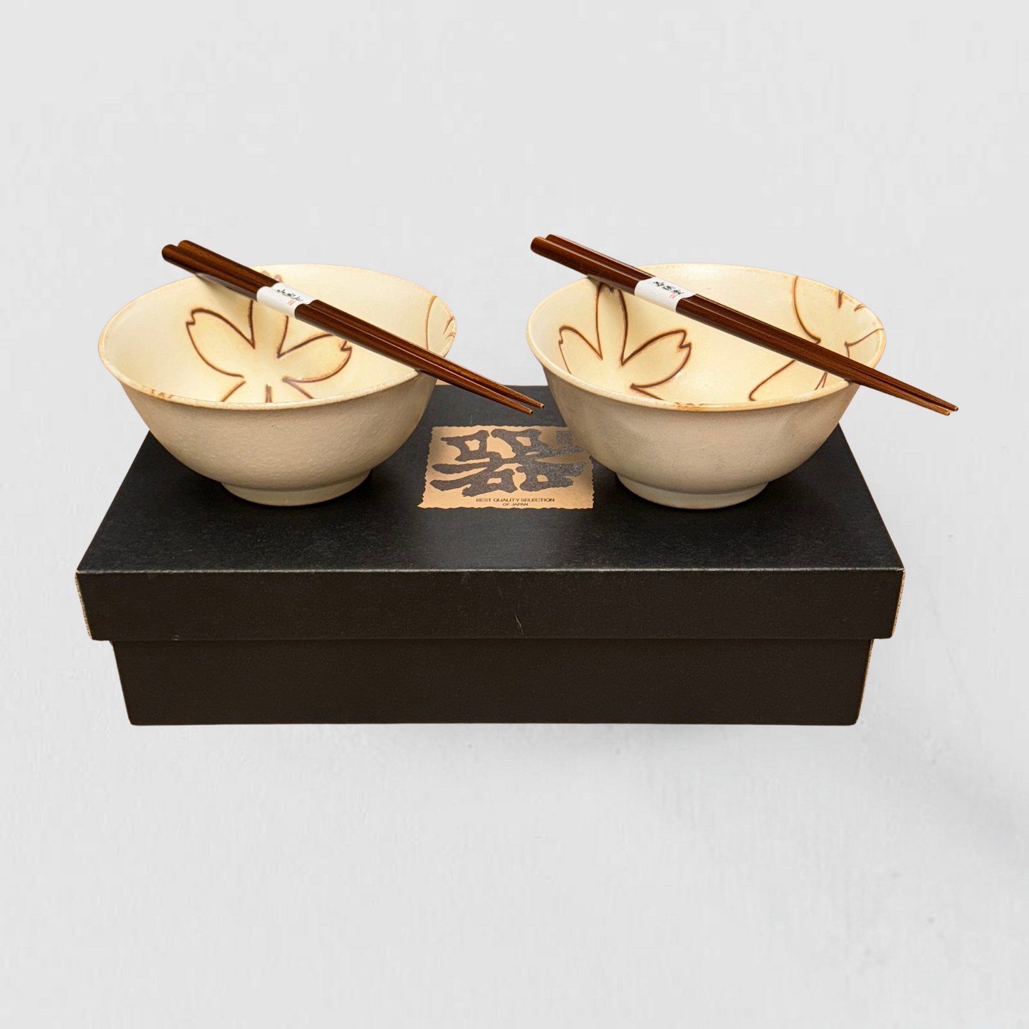 Cream Stylised Flower Design 2 piece boxed bowl set 15cm