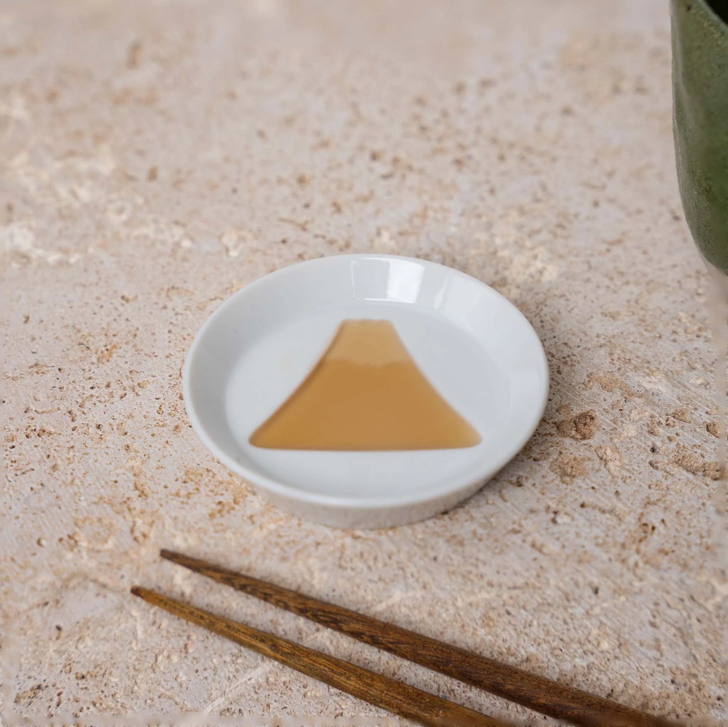 Silhouette Sauce Dish Mount Fuji 8.2cm