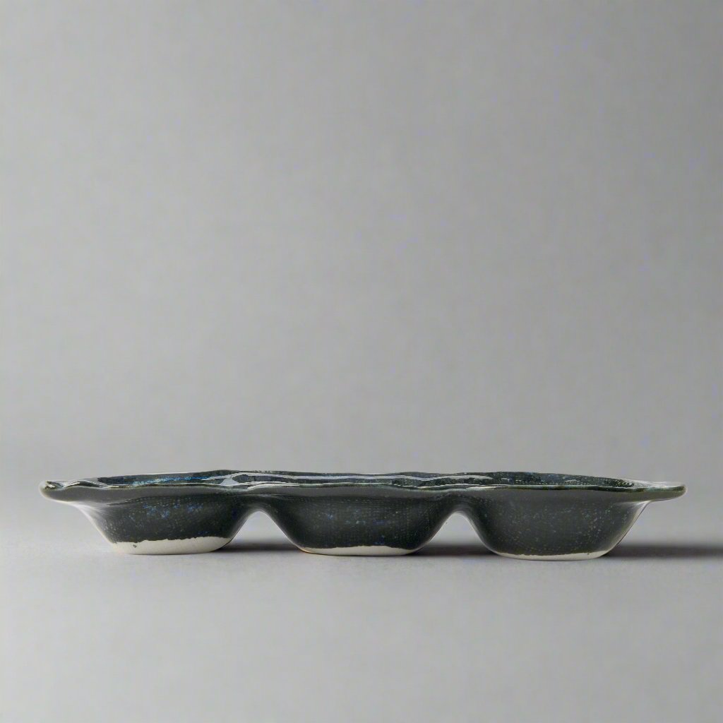 Indigo Blue triple pod sauce dish 27.cm