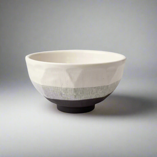 Etched Angled Monochrome Medium Bowl 17cm