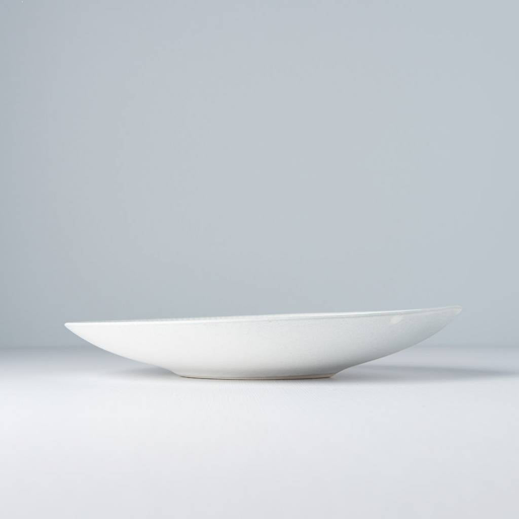 Snow Leaf large rounded plate 25.5cm