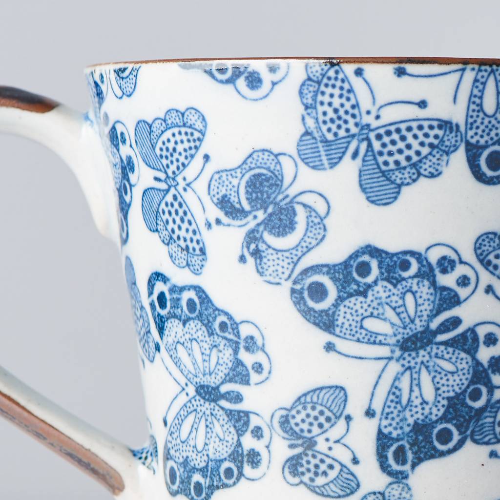 Butterfly mug with handle 9cm