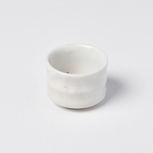 Sake cup ridged outer white 6cm