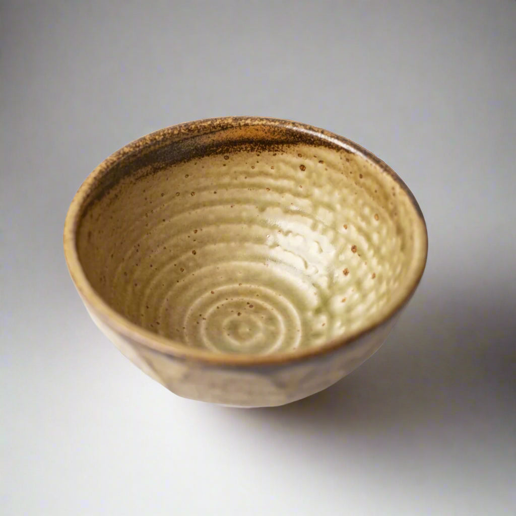 Etched Angled Khaki Medium Bowl 17cm